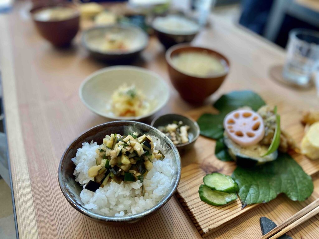 Dining Cafe Mikuriの季節を感じる二十四節気のお膳 大阪市内 中津 Holoholo日記 Dining Cafe Mikuriの季節を感じる二十四節気のお膳 大阪市内 中津 Holoholo日記